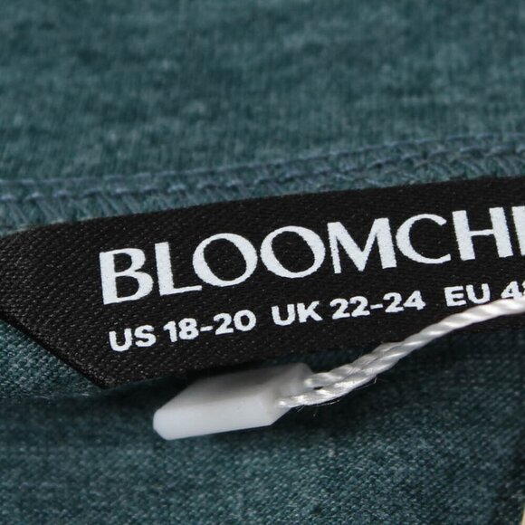 Bloomchic "To-Do List: Drink Coffee" Cat Graphic Tee - Size 18/20 - NWT - Picture 6 of 9